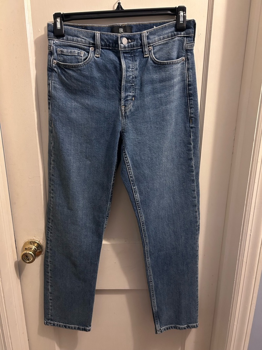 Banana Republic The Straight Jean Medium Wash Button Fly size 28